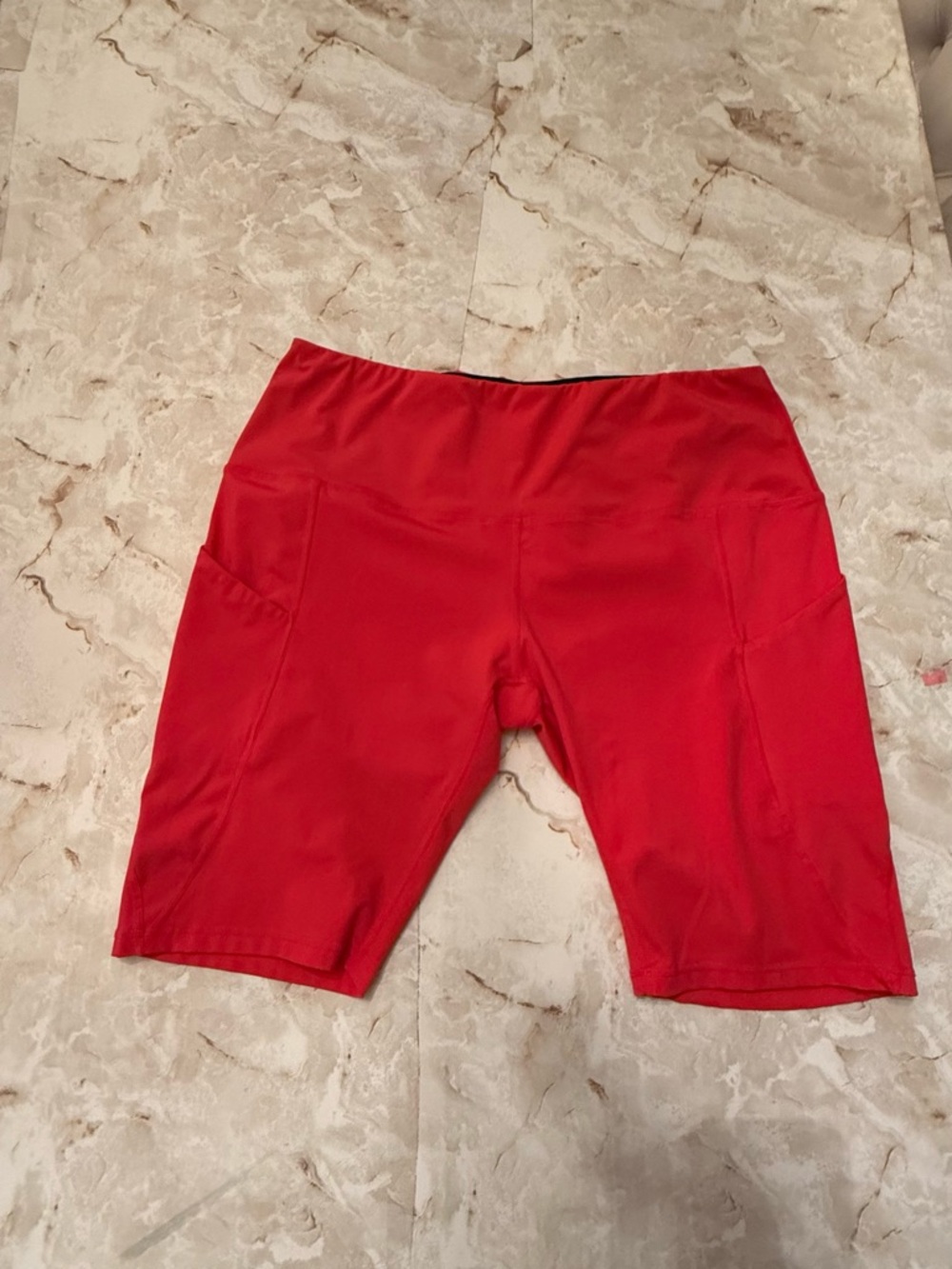Women’s Red High-Waist Performance Bike Shorts